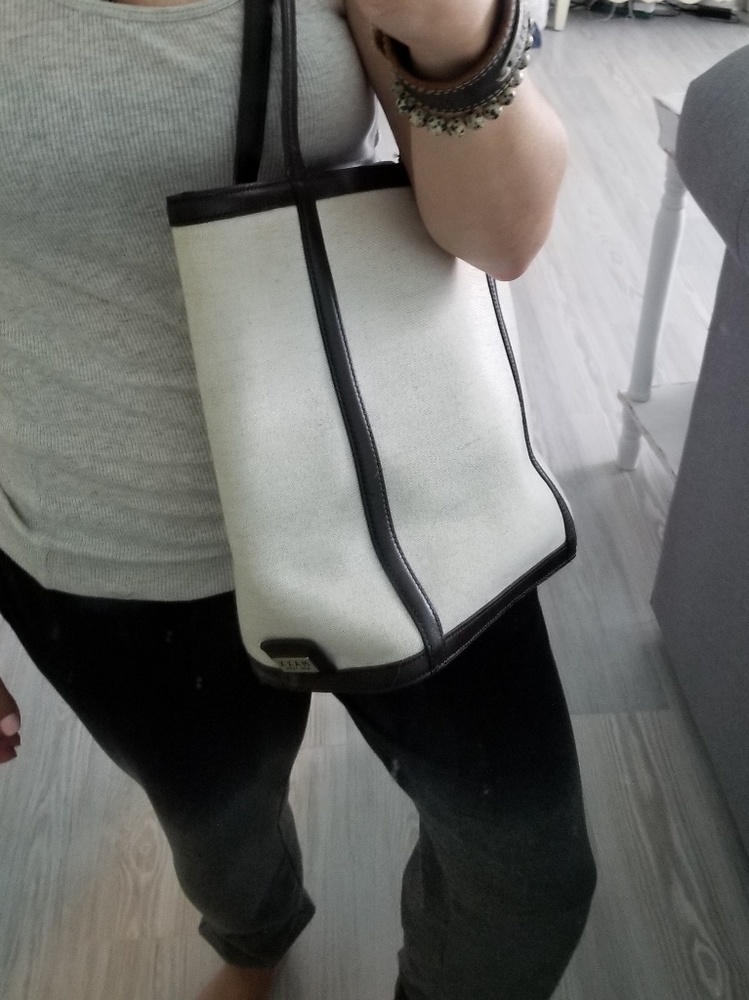 Maxx New York Canvas Handbag - Picture 7 of 8